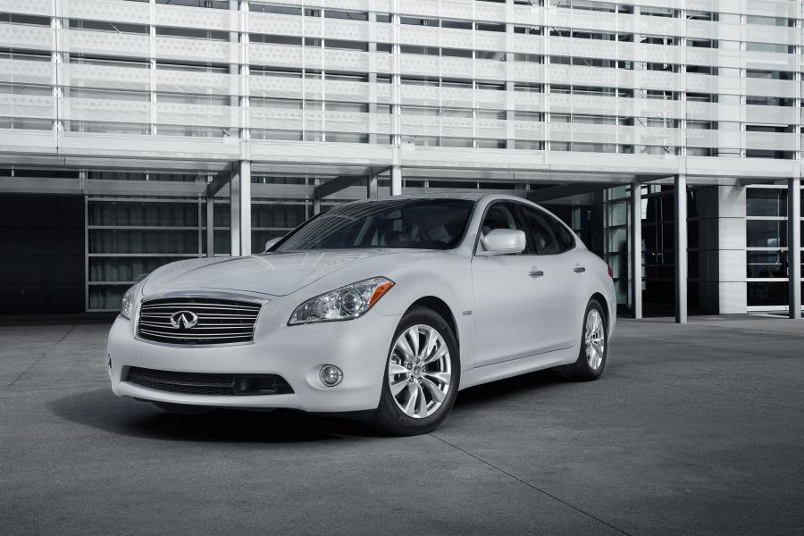  Infiniti M35 Hybrid 2011 года  (фото 13 из 13)